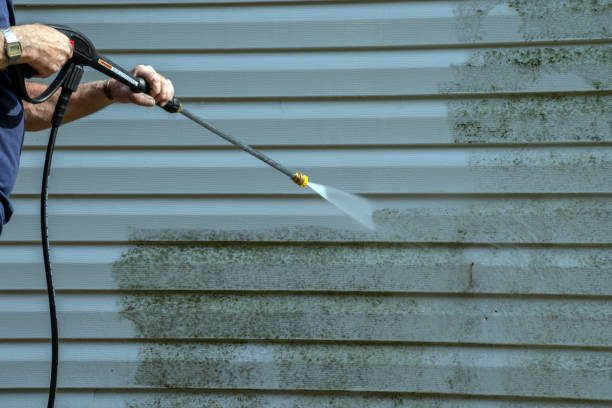 Best Parking Lot and Garage Cleaning  in Lawtey, FL