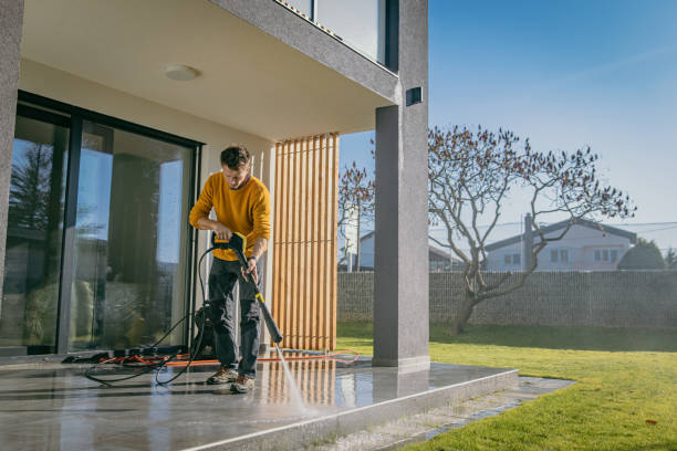Best Warehouse Cleaning  in Lawtey, FL